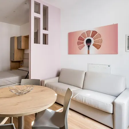 Giorgi Design Homes Ii By Wonderful Italy Lägenhet